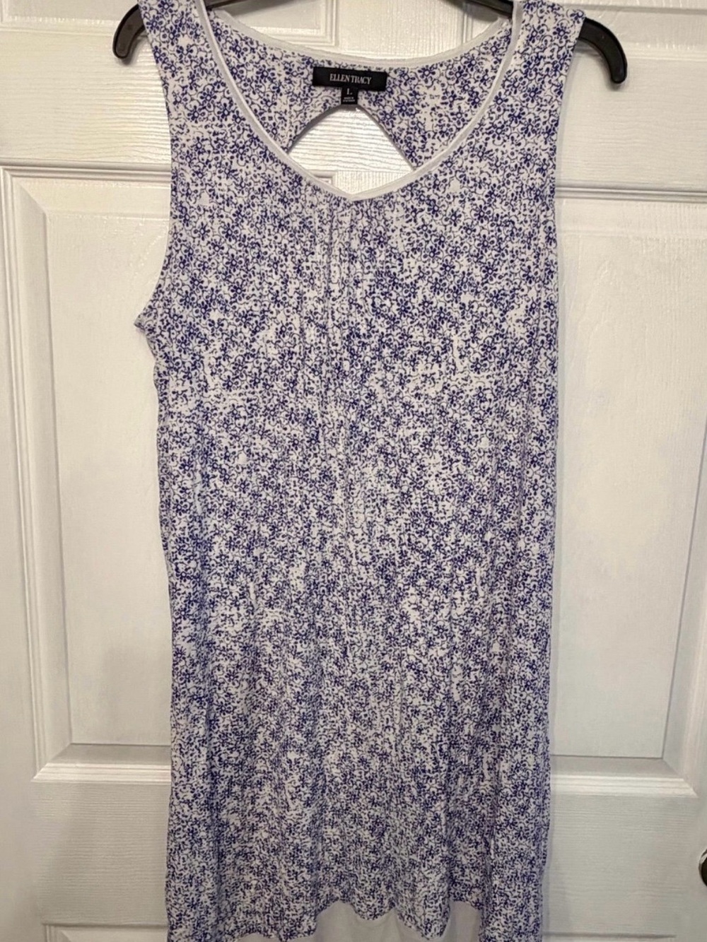 Ellen Tracy White and Blue Floral Gown - Lace Bottom
